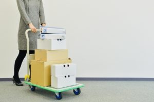 有形商品（財）を仕入れて売れた時の仕訳方法